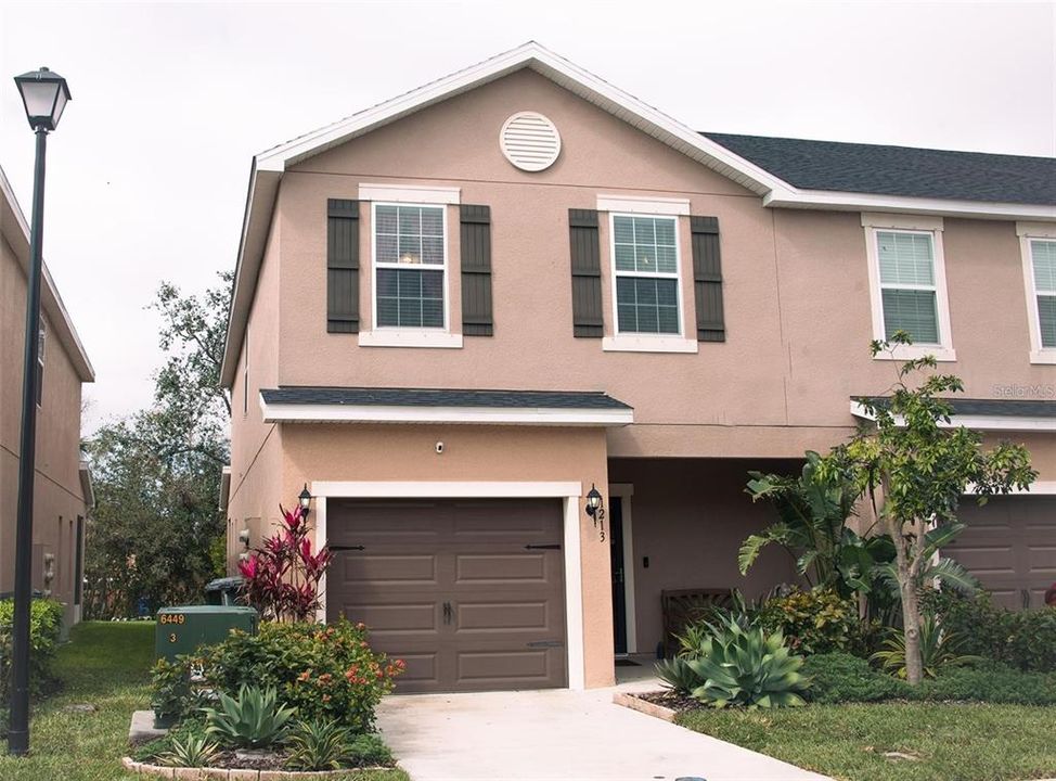For Rent: $2,500 (3 beds, 2 baths, 2143 Square Feet)