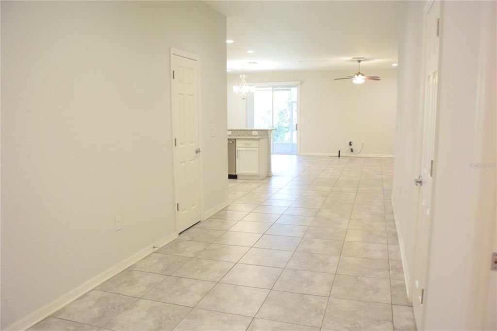 For Rent: $2,500 (3 beds, 2 baths, 2143 Square Feet)