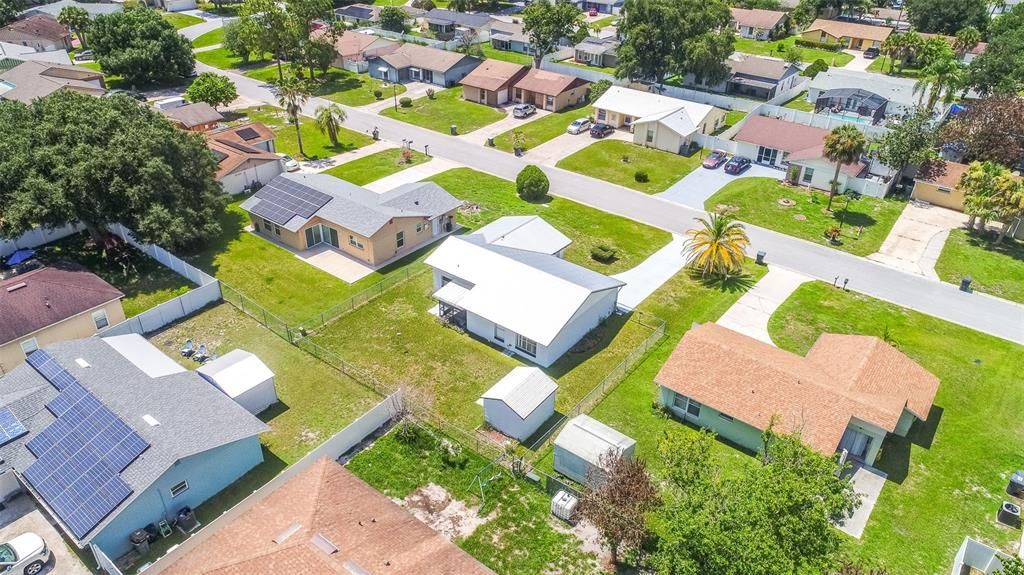 На продажу: $220,000 (2 спален, 2 ванн, 1176 Квадратных фут)
