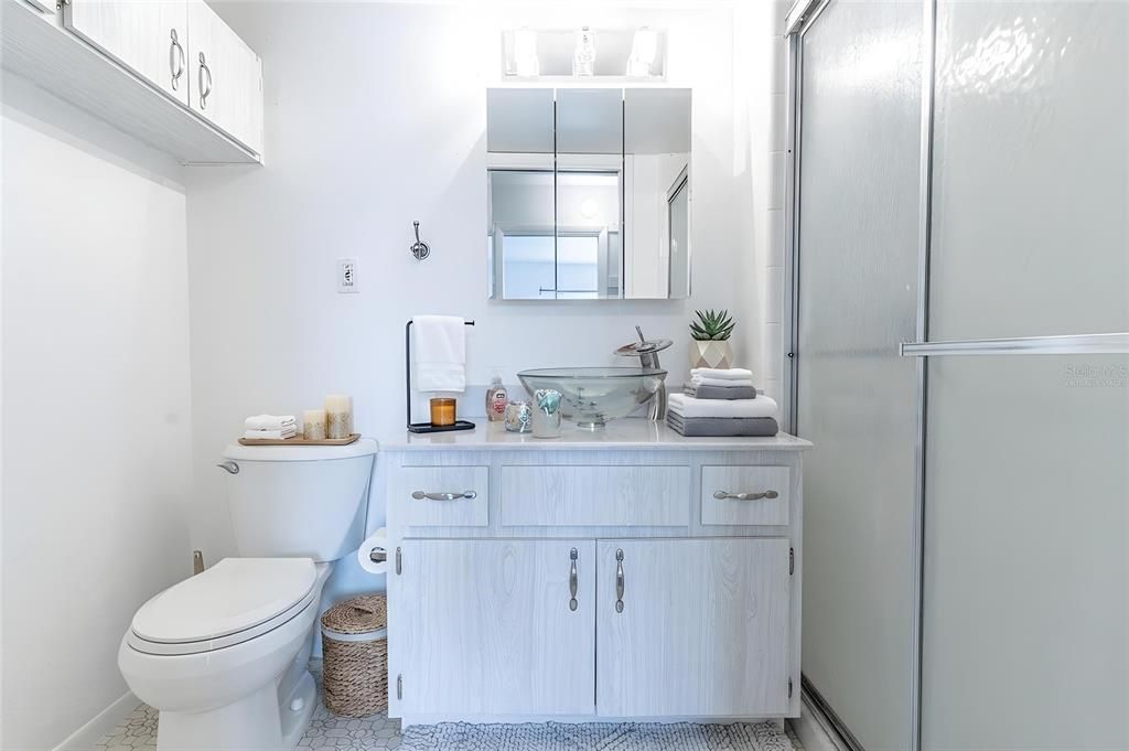 For Sale: $115,000 (2 beds, 2 baths, 1148 Square Feet)
