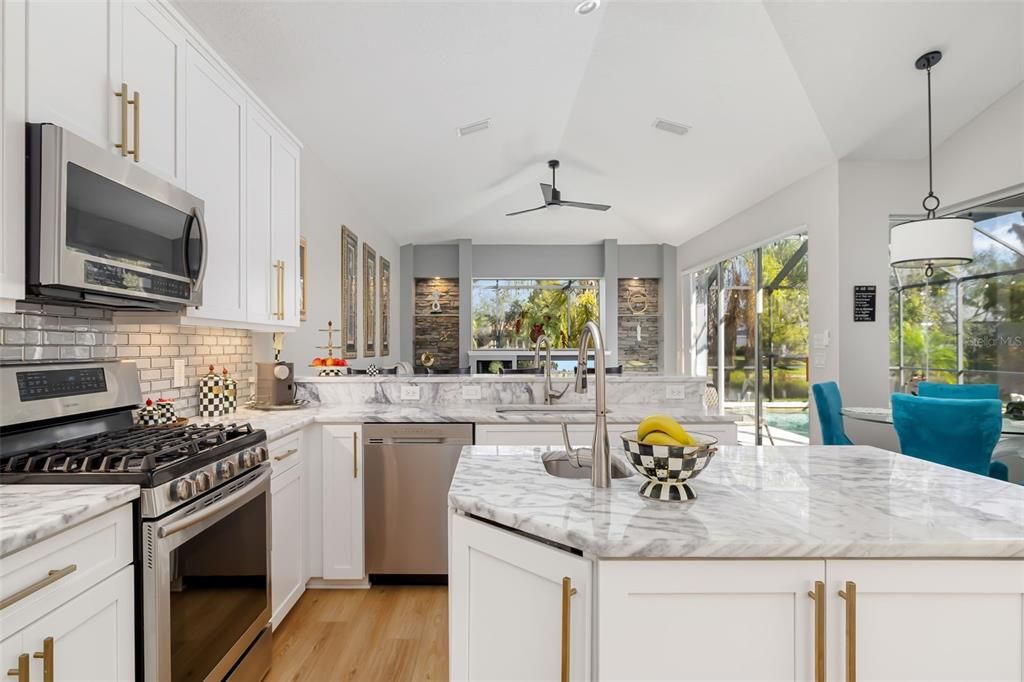 For Sale: $879,900 (4 beds, 3 baths, 2843 Square Feet)