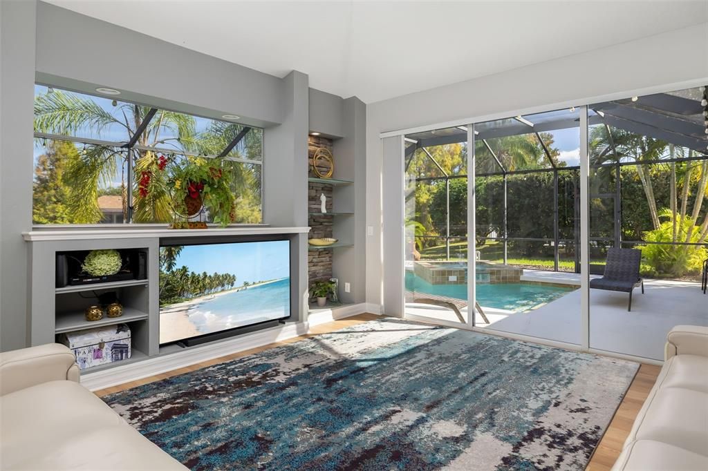 For Sale: $879,900 (4 beds, 3 baths, 2843 Square Feet)