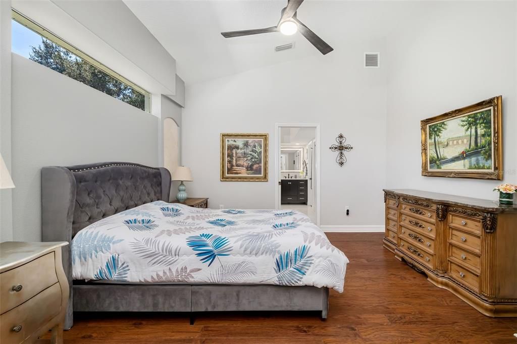 For Sale: $879,900 (4 beds, 3 baths, 2843 Square Feet)