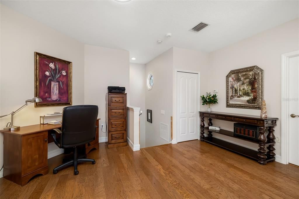 For Sale: $879,900 (4 beds, 3 baths, 2843 Square Feet)
