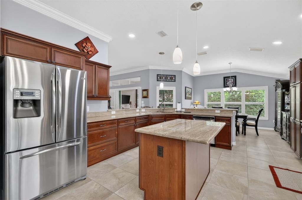 For Sale: $525,000 (3 beds, 2 baths, 2104 Square Feet)