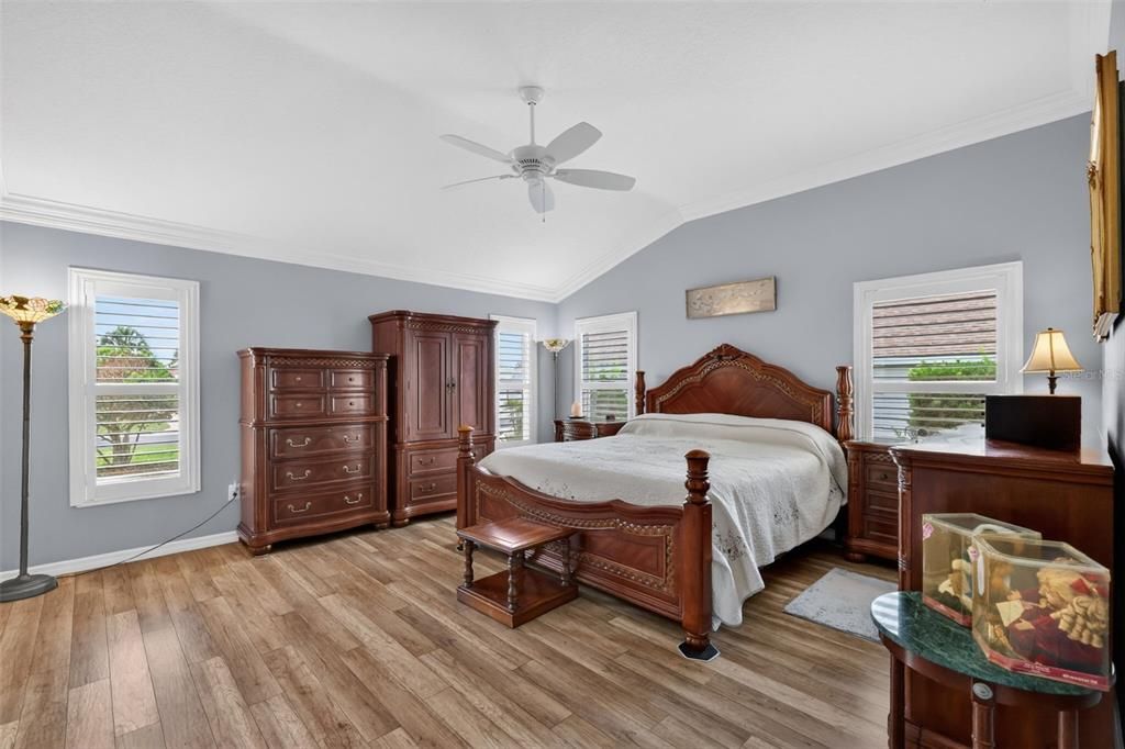 For Sale: $525,000 (3 beds, 2 baths, 2104 Square Feet)