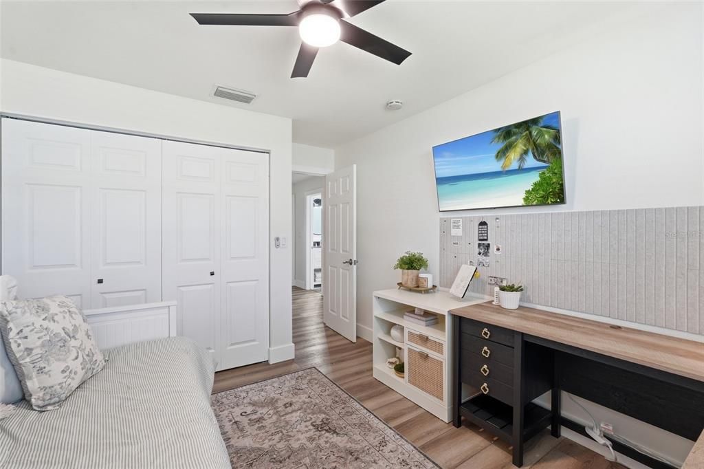 For Sale: $725,000 (3 beds, 2 baths, 1953 Square Feet)