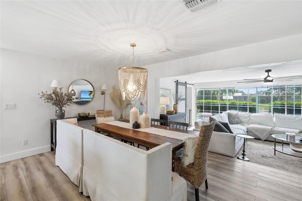 For Sale: $725,000 (3 beds, 2 baths, 1953 Square Feet)