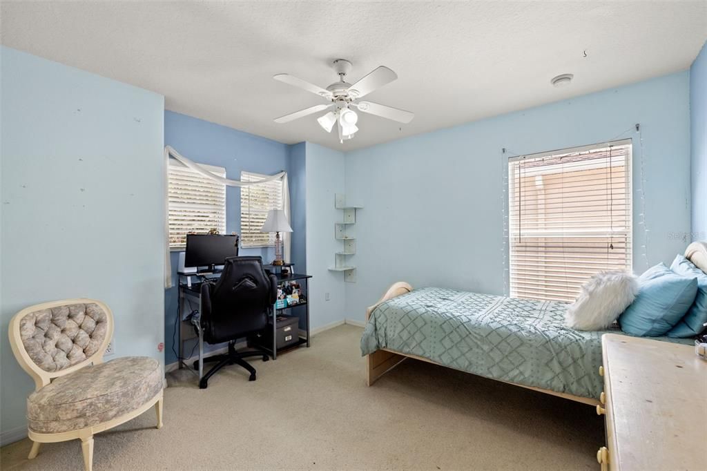 For Sale: $414,900 (3 beds, 2 baths, 2478 Square Feet)