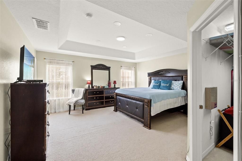 For Sale: $414,900 (3 beds, 2 baths, 2478 Square Feet)