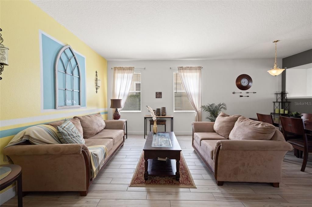 For Sale: $414,900 (3 beds, 2 baths, 2478 Square Feet)