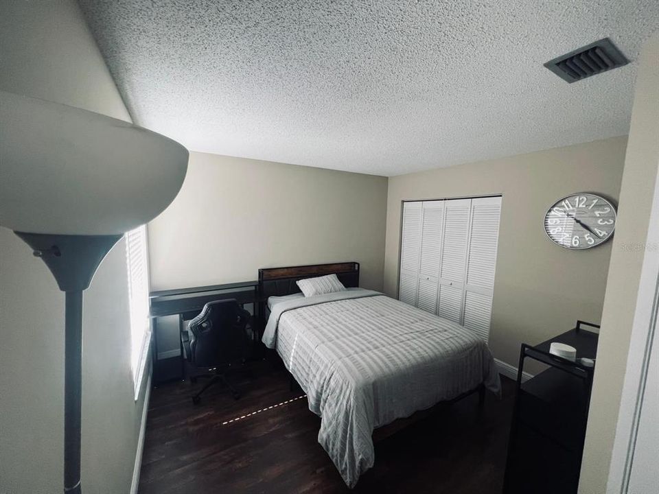 For Rent: $2,200 (2 beds, 2 baths, 1139 Square Feet)