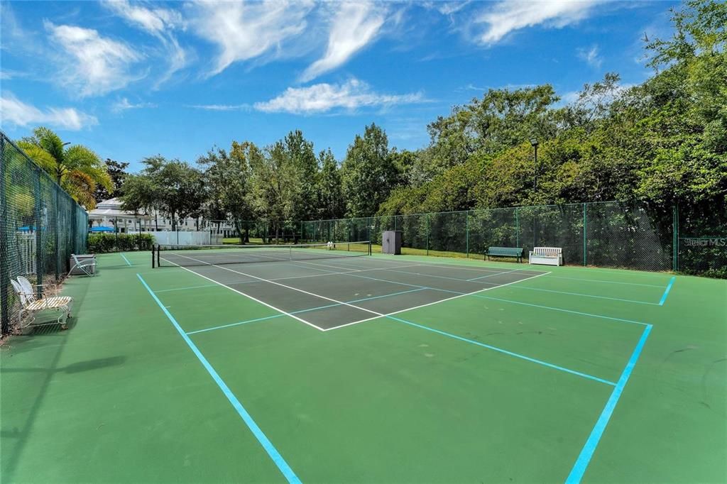 Active With Contract: $2,250 (2 beds, 2 baths, 1122 Square Feet)