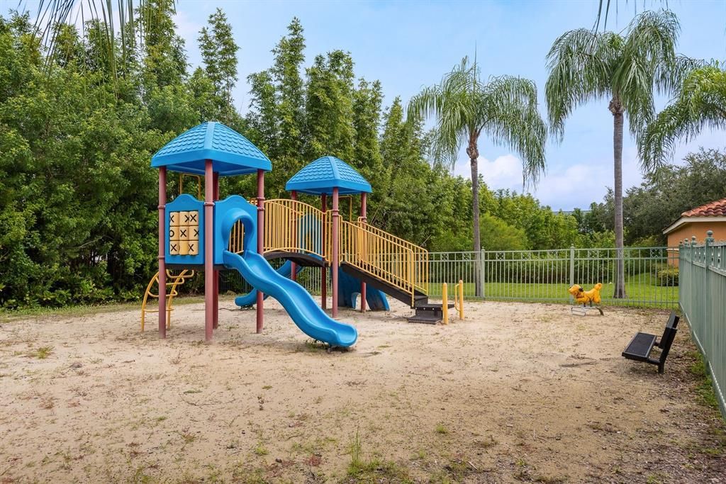 For Rent: $2,350 (2 beds, 2 baths, 1368 Square Feet)
