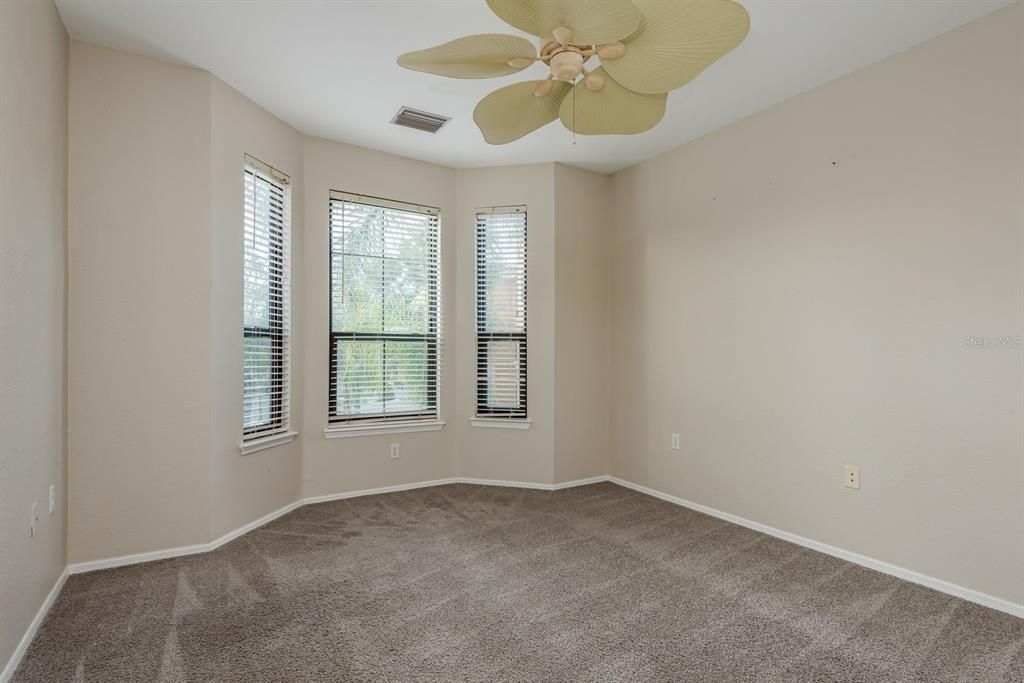 For Rent: $2,350 (2 beds, 2 baths, 1368 Square Feet)