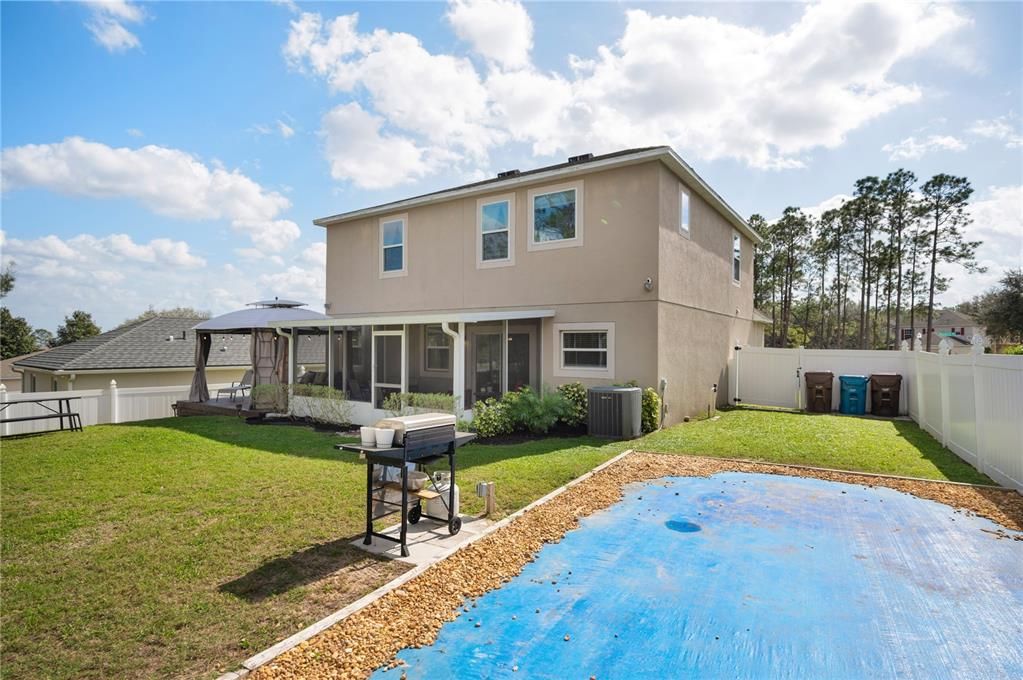 For Sale: $289,000 (3 beds, 2 baths, 2244 Square Feet)