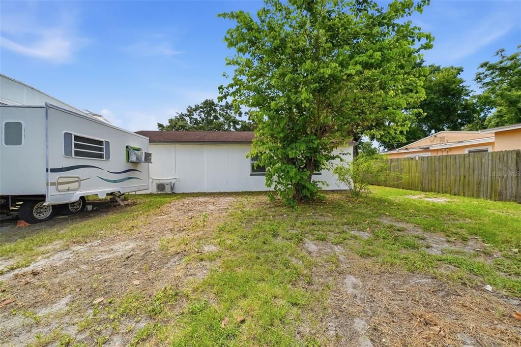 For Sale: $398,900 (3 beds, 2 baths, 1363 Square Feet)