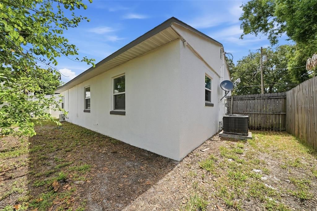 For Sale: $398,900 (3 beds, 2 baths, 1363 Square Feet)