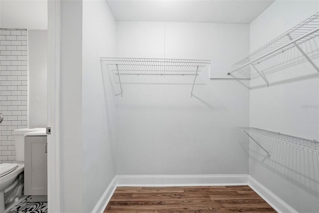 For Sale: $398,900 (3 beds, 2 baths, 1363 Square Feet)