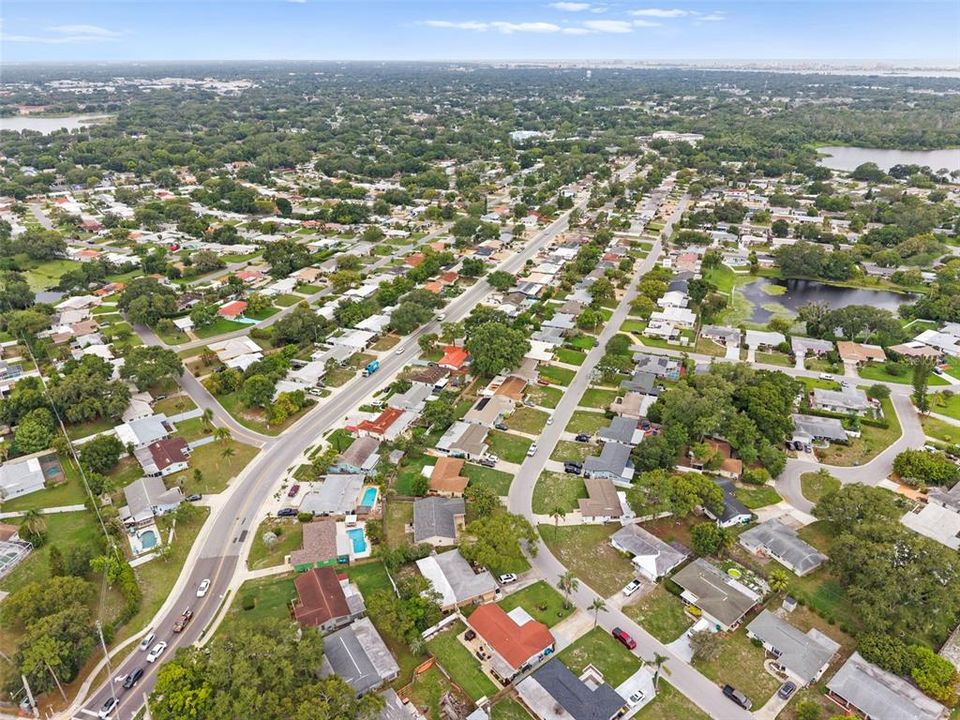 На продажу: $419,000 (2 спален, 2 ванн, 1469 Квадратных фут)