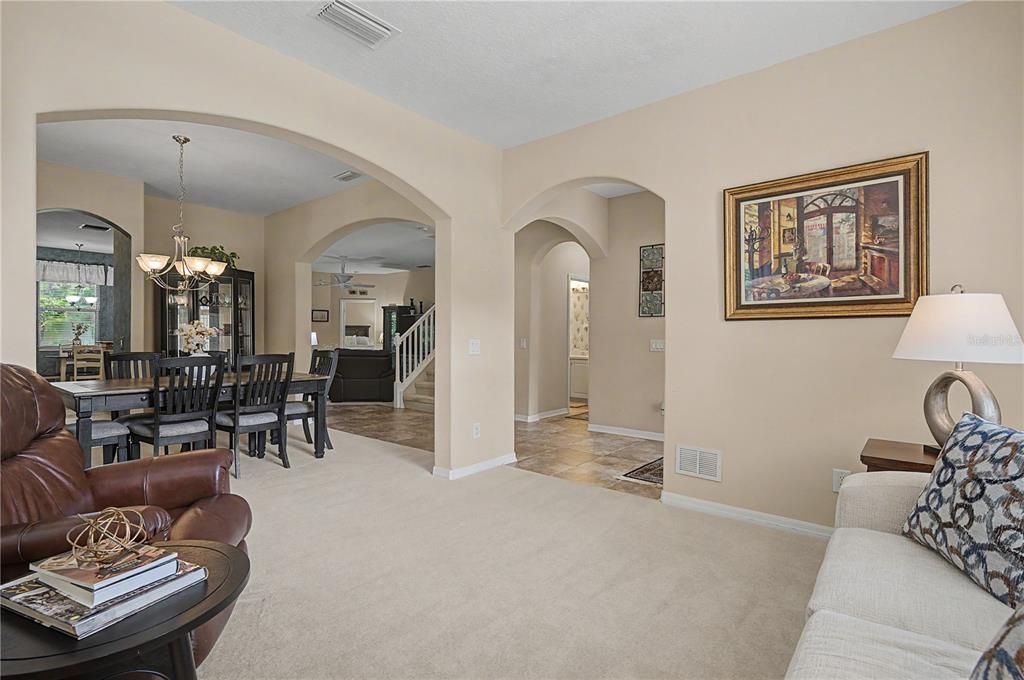 For Sale: $500,000 (4 beds, 2 baths, 2398 Square Feet)