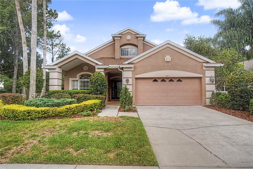 For Sale: $500,000 (4 beds, 2 baths, 2398 Square Feet)