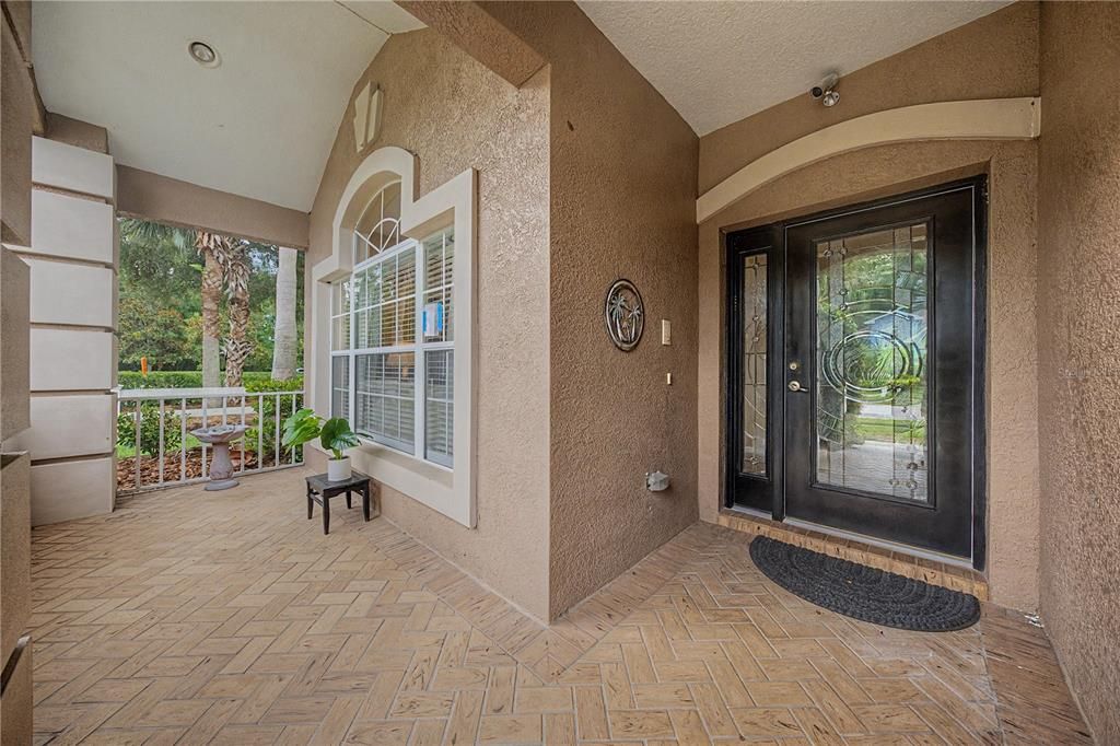 For Sale: $500,000 (4 beds, 2 baths, 2398 Square Feet)