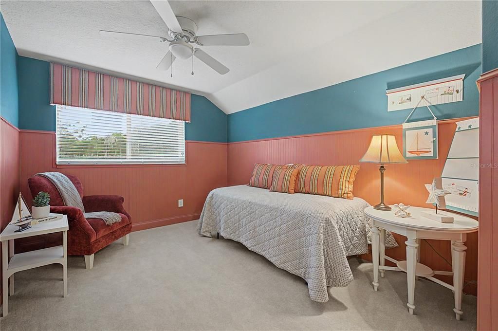 For Sale: $500,000 (4 beds, 2 baths, 2398 Square Feet)