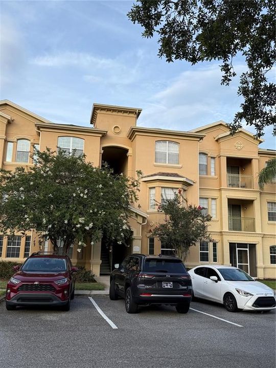 For Sale: $210,000 (2 beds, 2 baths, 1276 Square Feet)