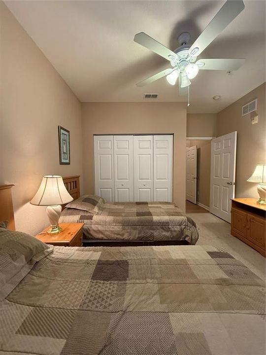 For Sale: $210,000 (2 beds, 2 baths, 1276 Square Feet)