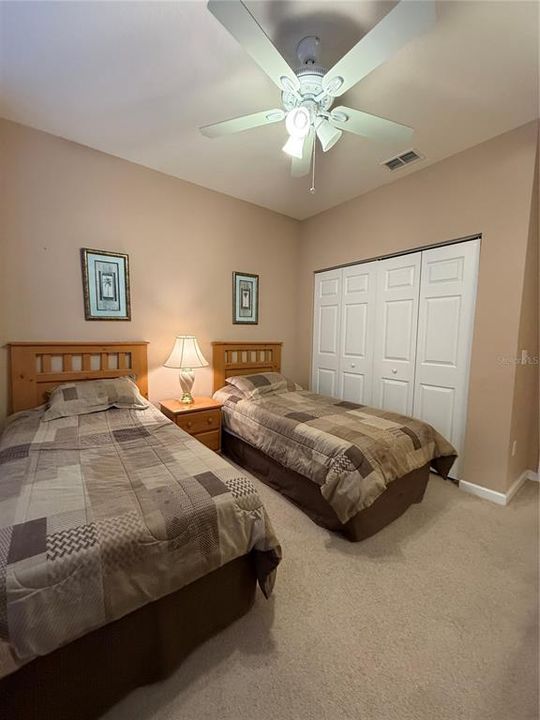 For Sale: $210,000 (2 beds, 2 baths, 1276 Square Feet)