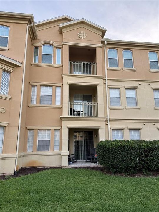 For Sale: $210,000 (2 beds, 2 baths, 1276 Square Feet)