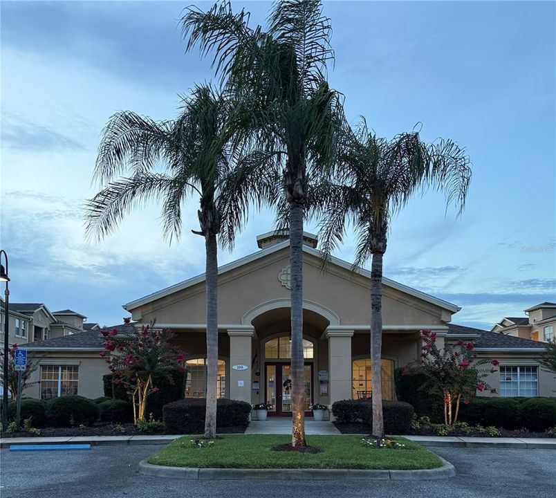 For Sale: $210,000 (2 beds, 2 baths, 1276 Square Feet)