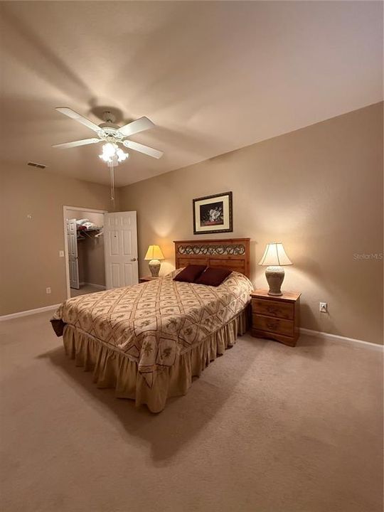 For Sale: $210,000 (2 beds, 2 baths, 1276 Square Feet)