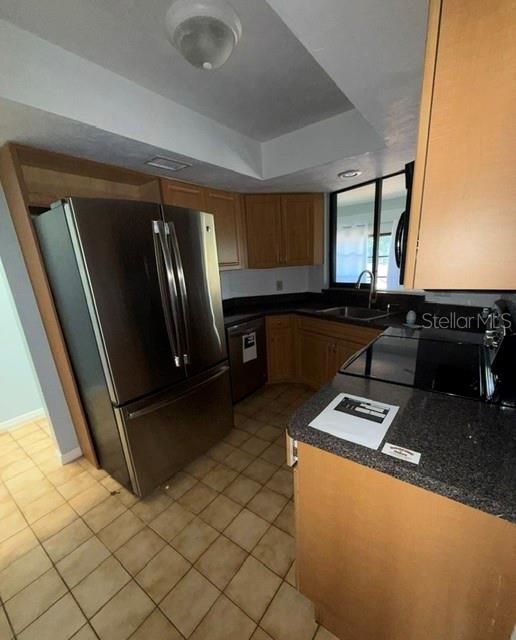 For Sale: $330,000 (3 beds, 2 baths, 1611 Square Feet)