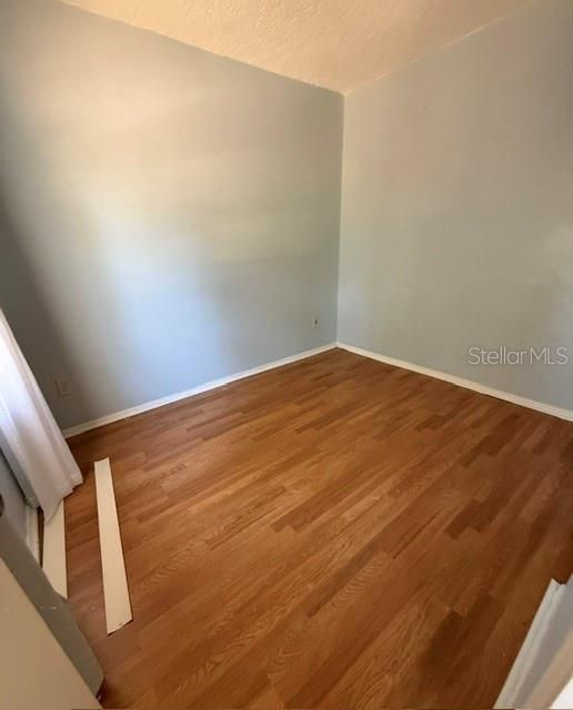For Sale: $330,000 (3 beds, 2 baths, 1611 Square Feet)