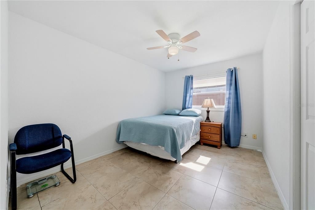 For Sale: $524,999 (6 beds, 4 baths, 2190 Square Feet)