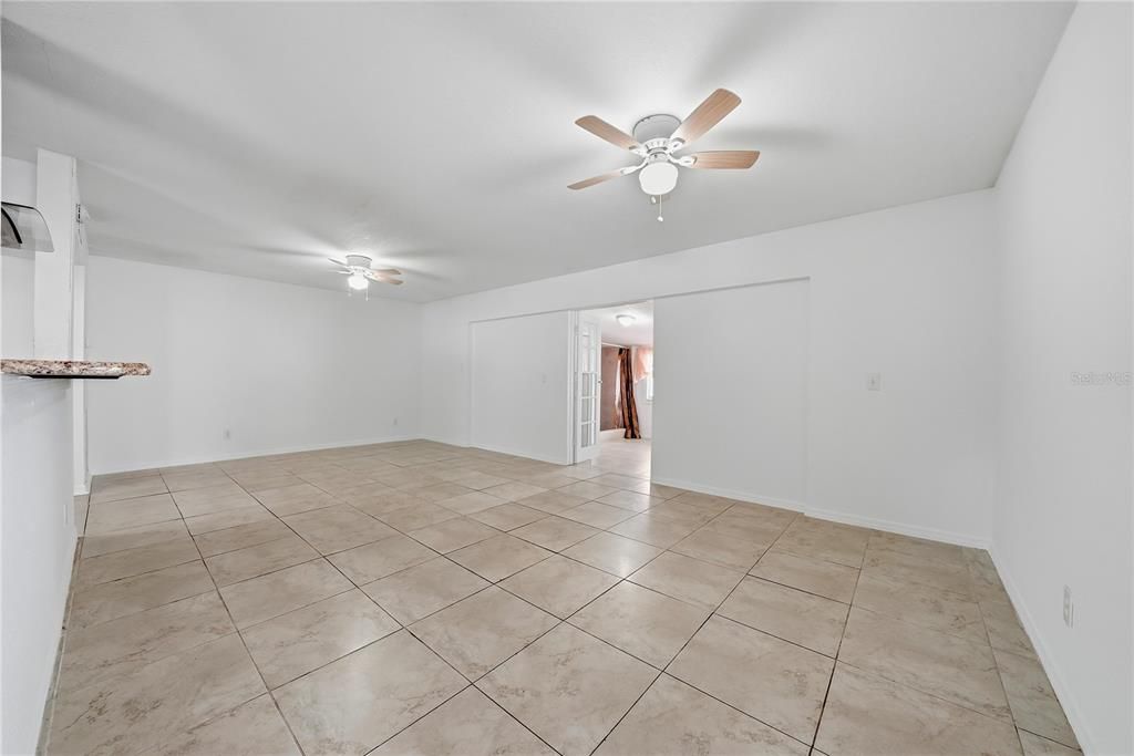For Sale: $524,999 (6 beds, 4 baths, 2190 Square Feet)