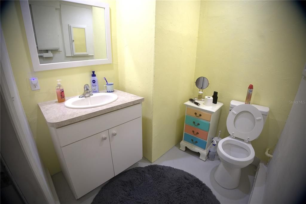 На продажу: $394,999 (3 спален, 2 ванн, 1637 Квадратных фут)
