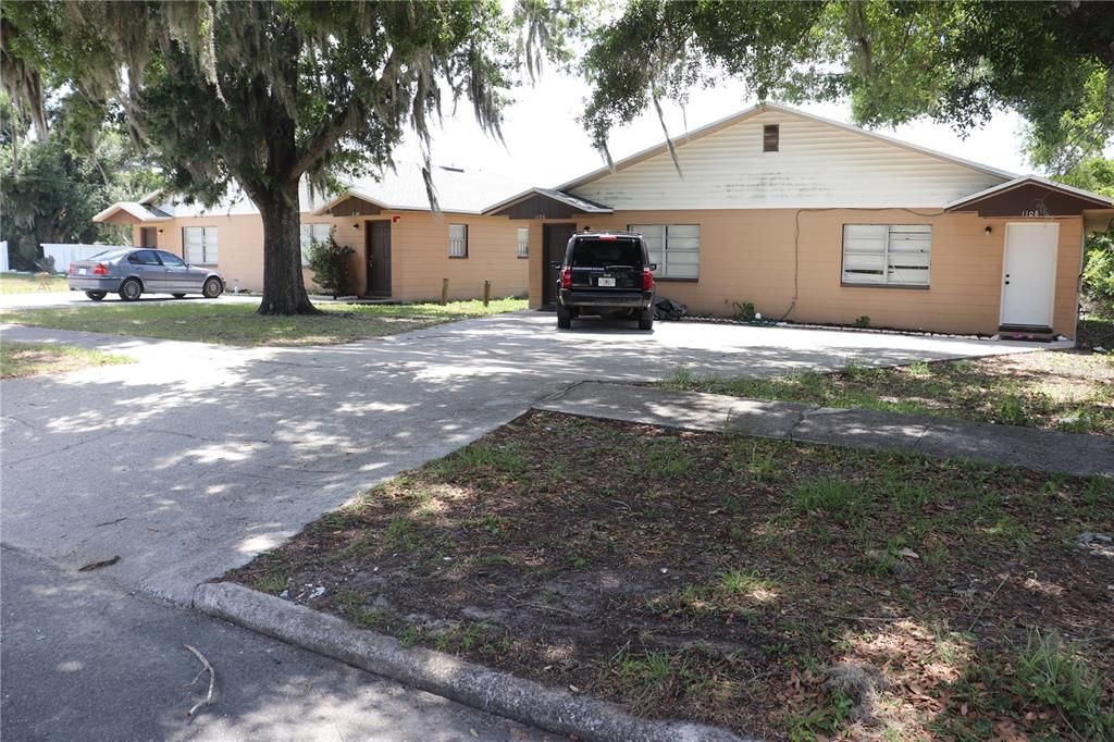 For Sale: $595,000 (8 beds, 0 baths, 3948 Square Feet)