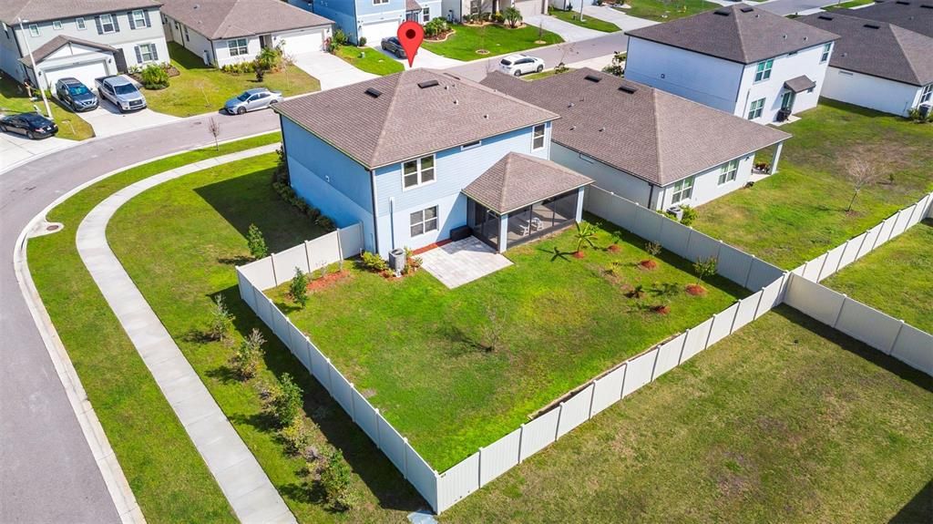 For Rent: $2,600 (4 beds, 2 baths, 2395 Square Feet)