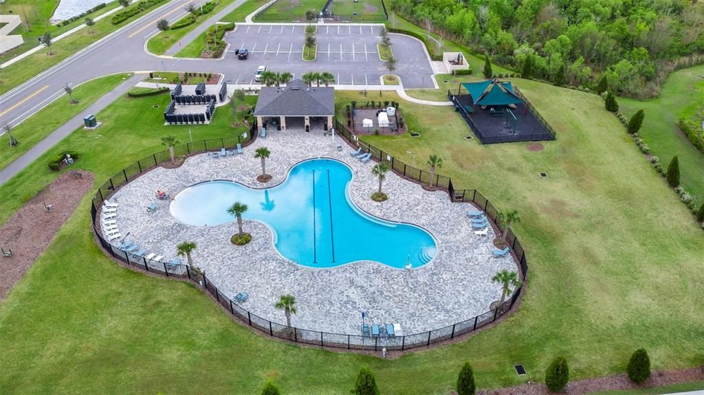 For Rent: $2,600 (4 beds, 2 baths, 2395 Square Feet)