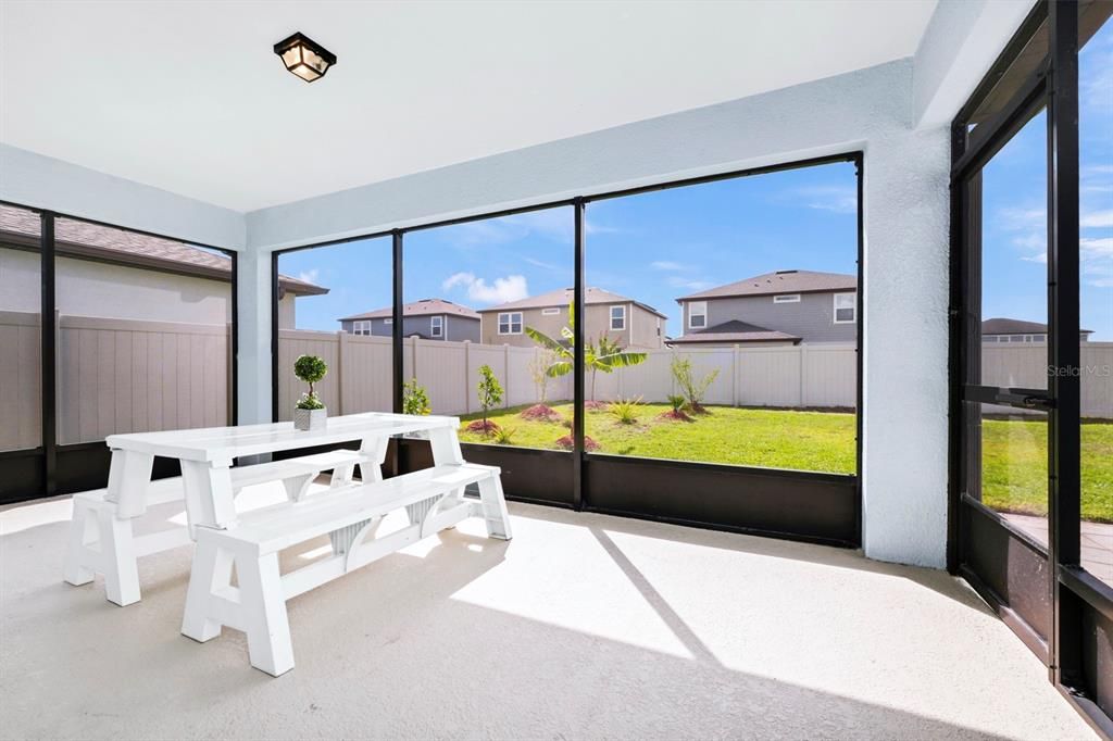 For Rent: $2,600 (4 beds, 2 baths, 2395 Square Feet)