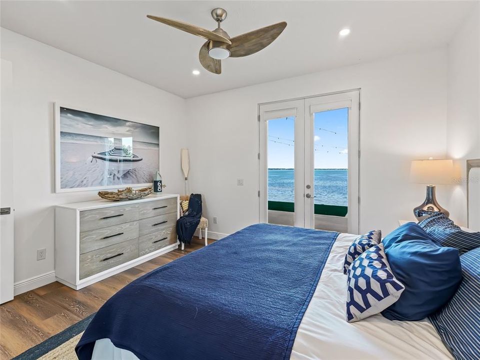 For Sale: $1,875,000 (7 beds, 4 baths, 5046 Square Feet)