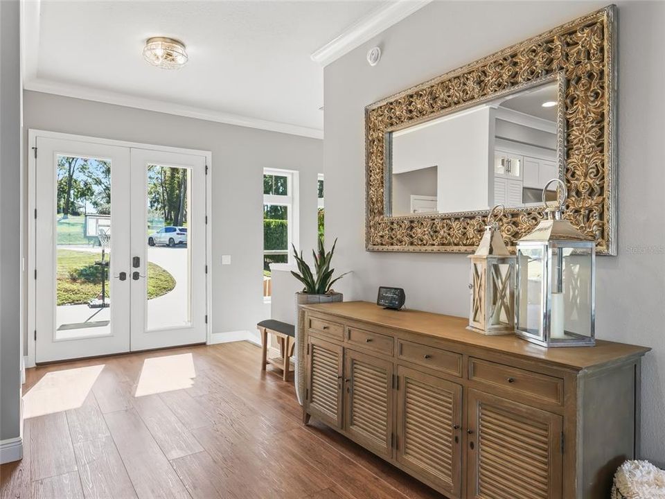 For Sale: $1,875,000 (7 beds, 4 baths, 5046 Square Feet)