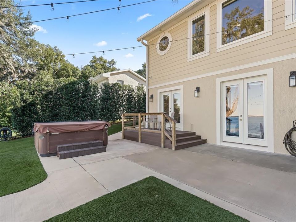 For Sale: $1,875,000 (7 beds, 4 baths, 5046 Square Feet)