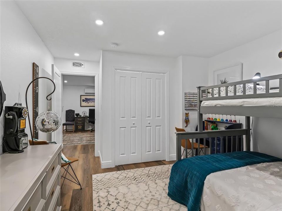 For Sale: $1,875,000 (7 beds, 4 baths, 5046 Square Feet)
