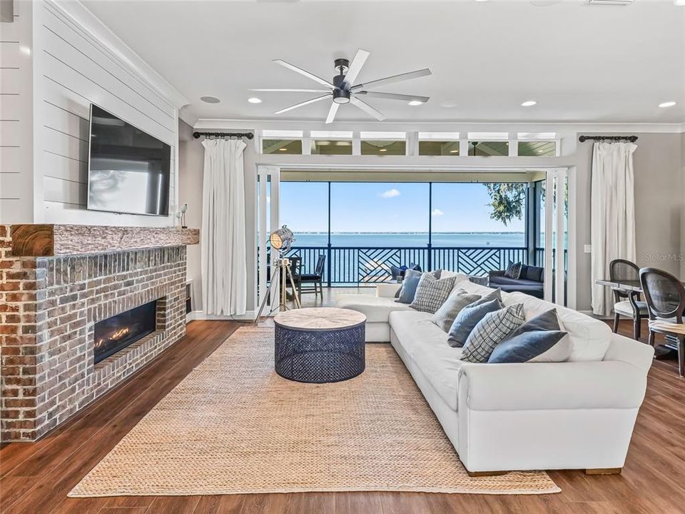 For Sale: $1,875,000 (7 beds, 4 baths, 5046 Square Feet)