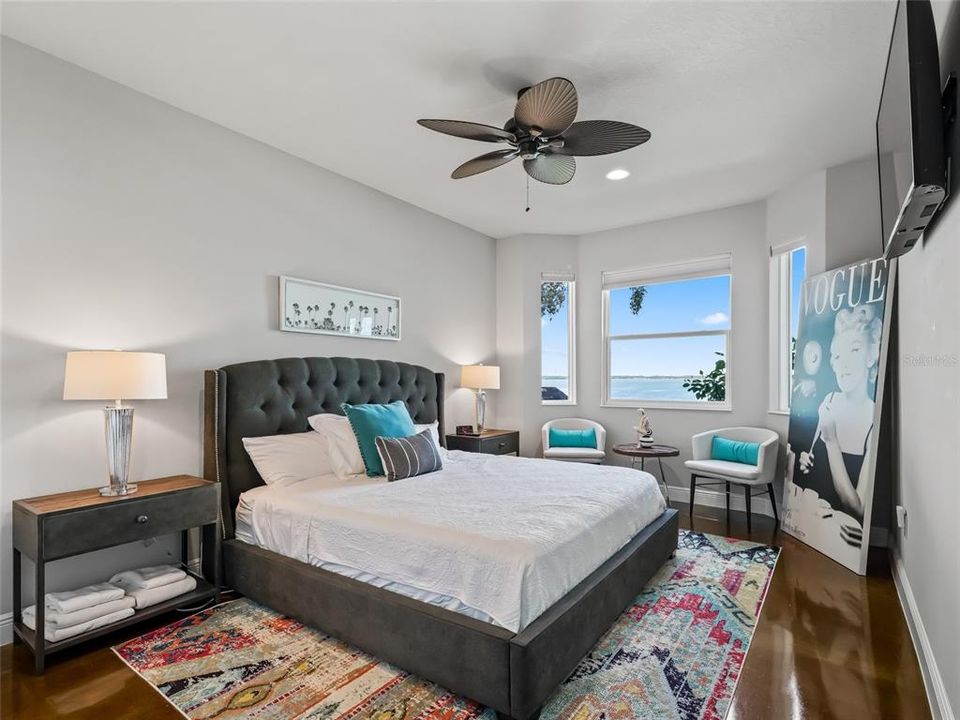 For Sale: $1,875,000 (7 beds, 4 baths, 5046 Square Feet)