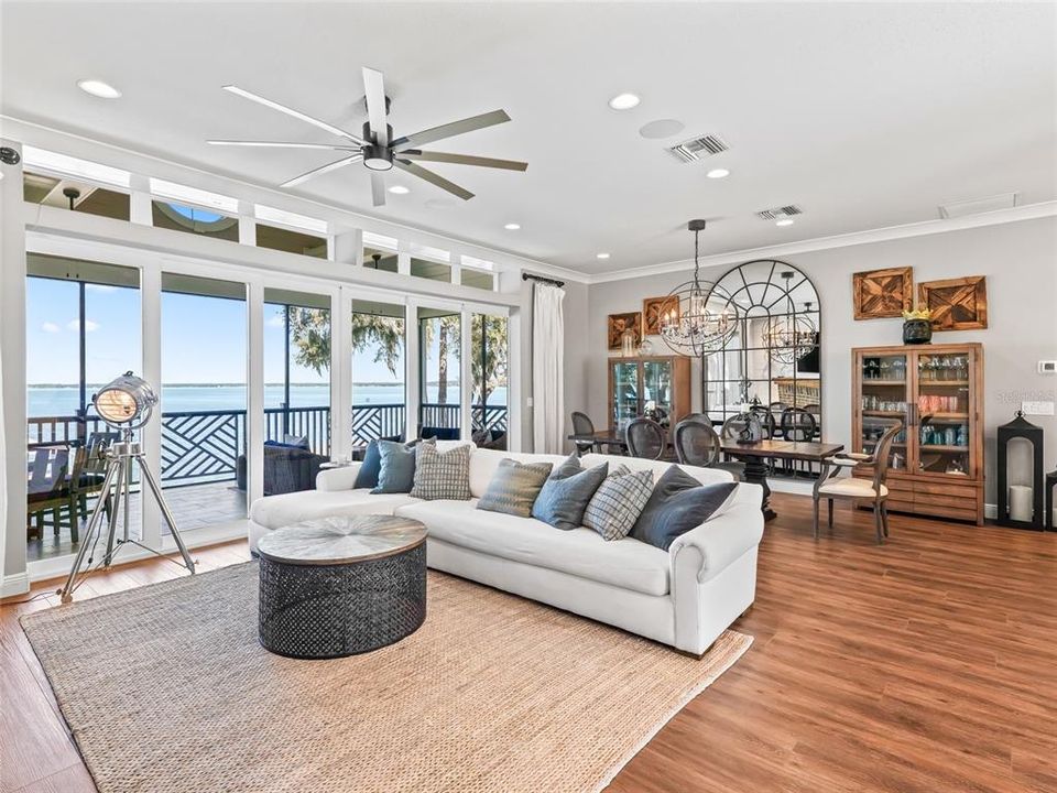 For Sale: $1,875,000 (7 beds, 4 baths, 5046 Square Feet)
